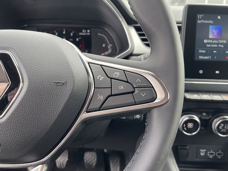 Renault Captur (2021) 1.0 TCe,67kW,Intens,1.Maj,ČR - fotka 17 z 41