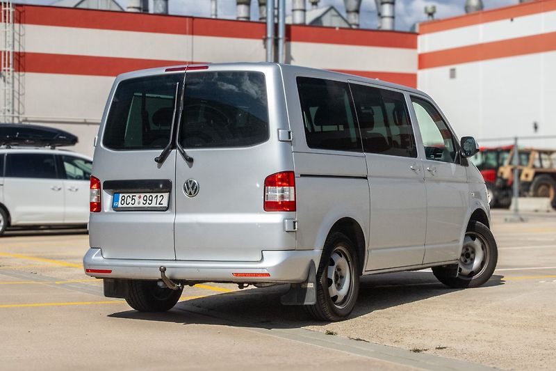 Volkswagen Caravelle 4Motion 2.0 BITDI - fotka 5 z 40