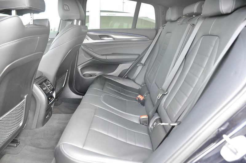 BMW X4 xDrive30d M-SPORT 1M ČR  - fotka 19 z 38
