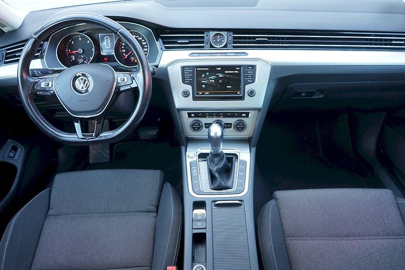 Volkswagen Passat (2015) TDI 110 kW DSG Comfortline Var - fotka 8 z 29