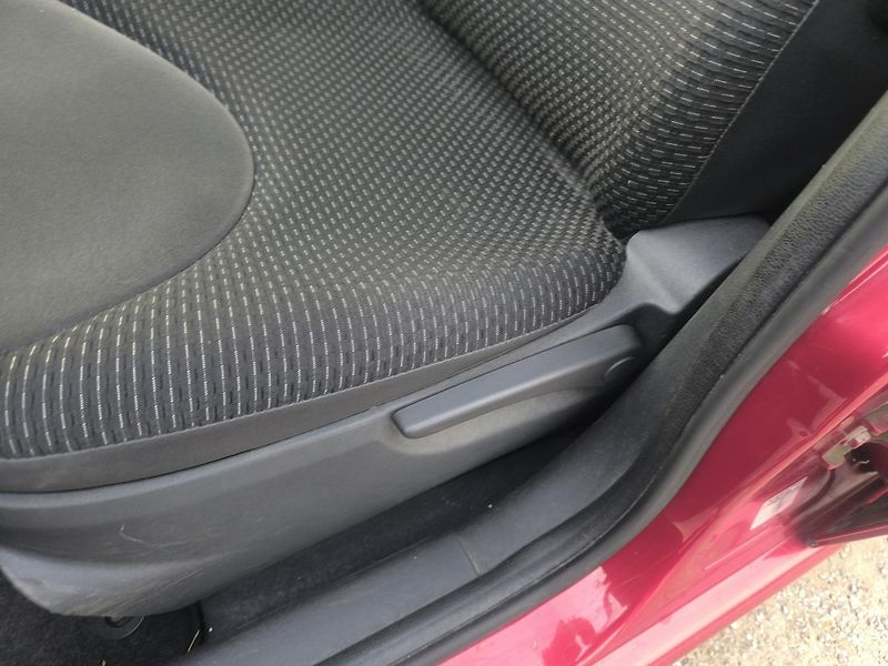 Citroën C3 1,4i,KLIMA,KRÁSNÁ,115KM,1MAJ72 - fotka 16 z 24