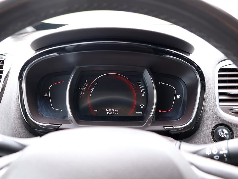 Renault Espace 1,6 dCi 118kW Aut. Energy LED - fotka 18 z 33