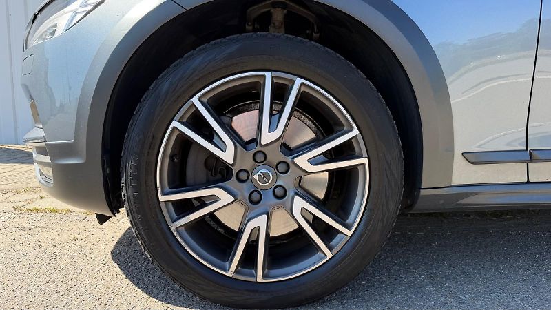 Volvo V90 (2017) V90 CC B4 AWD POLESTAR - fotka 9 z 27