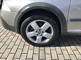 Škoda Octavia 2,0   Scout 4x4 - náhled 7
