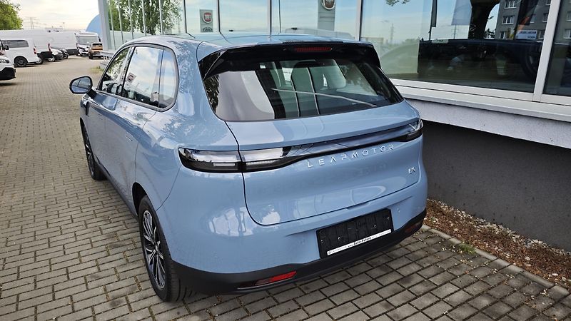 Leapmotor B10 (2026) Life 1.5 EV hybrid - fotka 11 z 44
