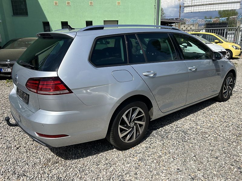 Volkswagen Golf (2019) 2.0 TDi 110 KW servisni kniha - fotka 6 z 29