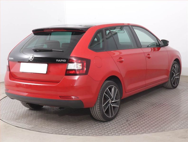 Škoda Rapid (2017) Spaceback 1.2 TSI, Serv.kniha - fotka 5 z 16