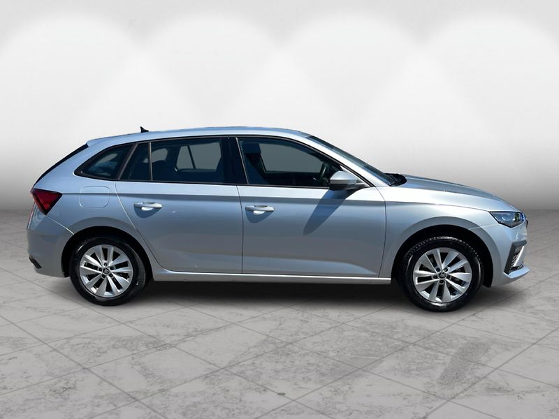 Škoda Scala 1.0TSI 85kW SELECTION - fotka 8 z 21