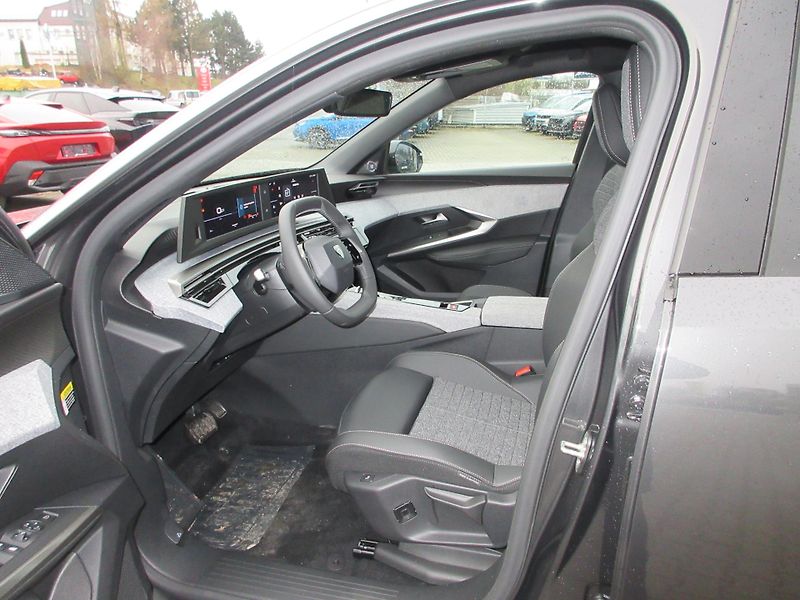 Peugeot 3008 (2026) ALLURE Hybrid 145 e-DCS6 - fotka 13 z 23