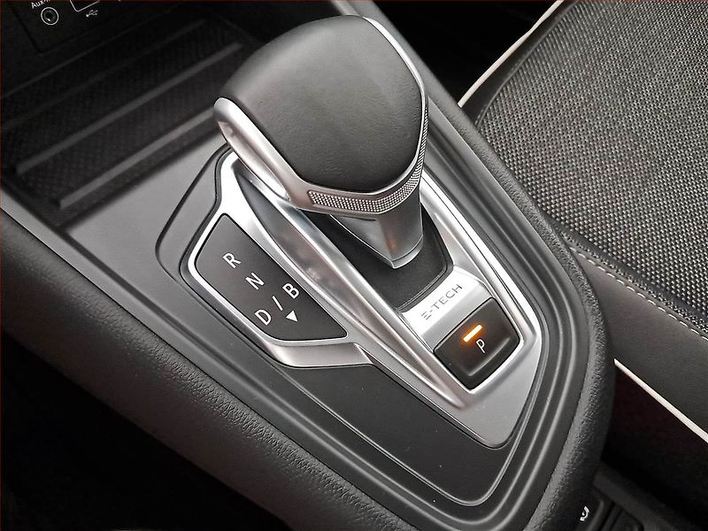 Renault Captur (2021) Intens E-Tech Plug-in, Automat - fotka 13 z 23