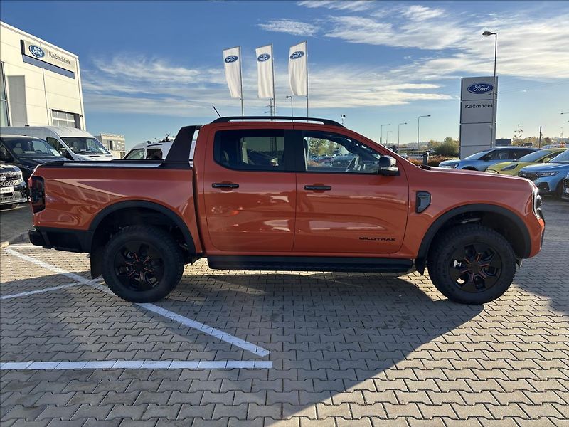 Ford Ranger 2,3 PHEV 207kW Wildtrak DPH - fotka 6 z 42