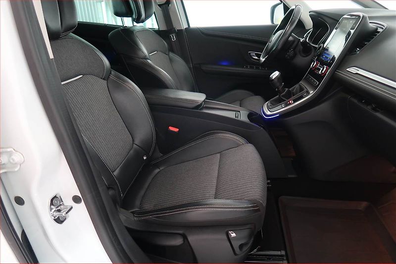 Renault Grand Scénic (2021) 1.3 TCe, 7 míst, ČR,1.maj - fotka 9 z 21