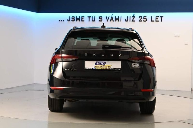 Škoda Octavia (2023) 2.0 LED TOUR Virtual TDI - fotka 6 z 31