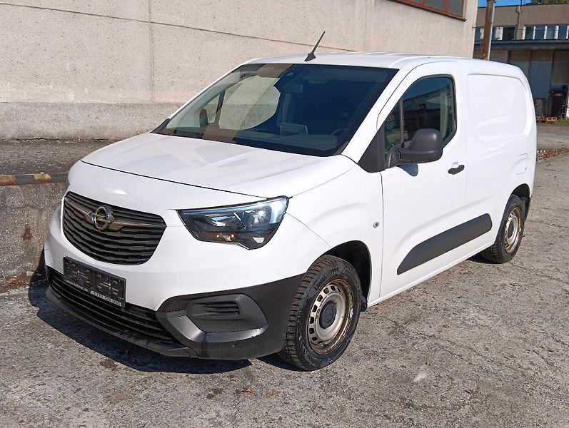 Opel Combo (2022) 1.5 D/75 kW, pojízdná dílna, - fotka 4 z 33
