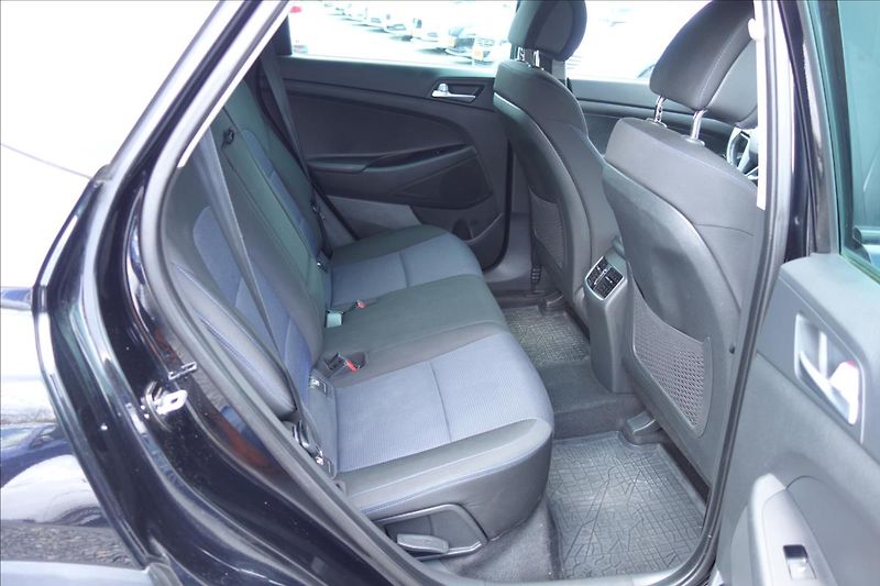 Hyundai Tucson 1,7 CRDi 85KW, ČR, NAVIGACE. - fotka 13 z 38
