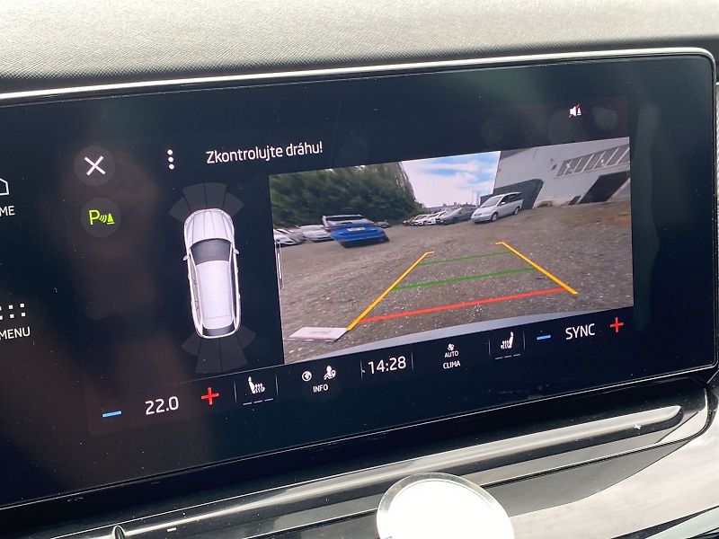 Škoda Octavia (2023) Combi 1.5 TSI ACT e-TEC DSG St - fotka 11 z 33