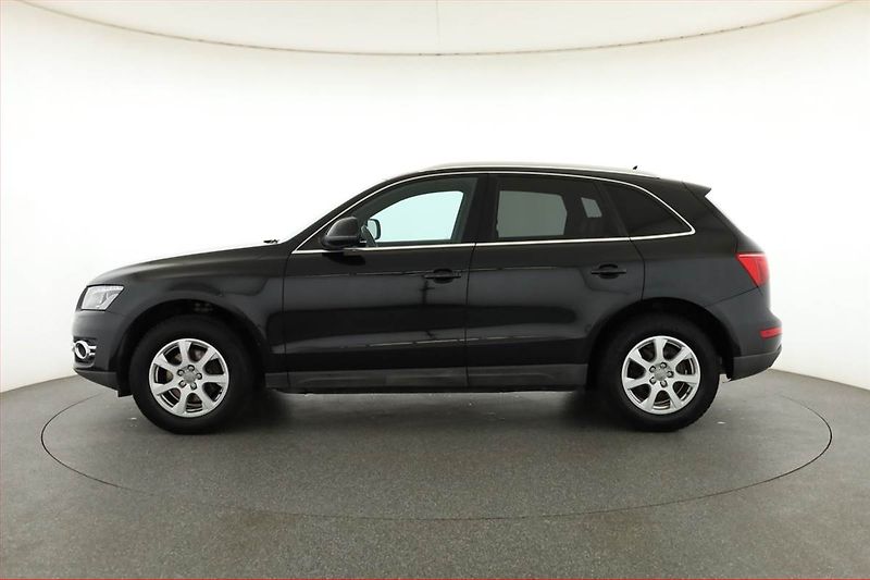 Audi Q5 (2012) 2.0 TDI, 4X4, Automat - fotka 3 z 18