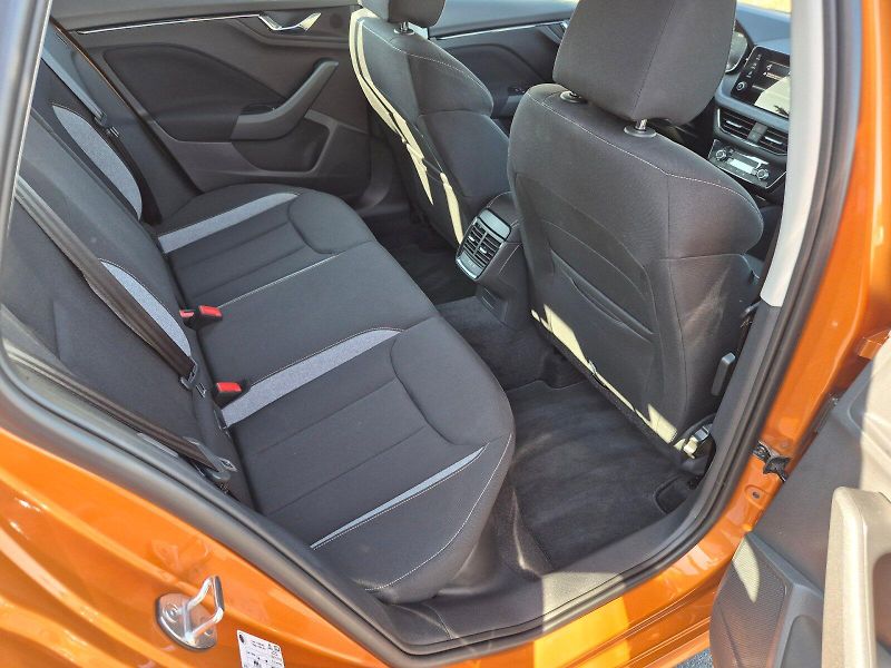 Škoda Kamiq (2025) Selection 1.0TSi 85kW 6°manuál - fotka 18 z 25