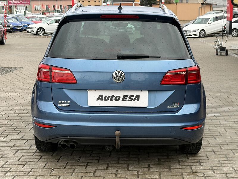 Volkswagen Golf Sportsvan (2016) 1.4TSi, 2.maj,ČR, AC, TZ - fotka 5 z 20