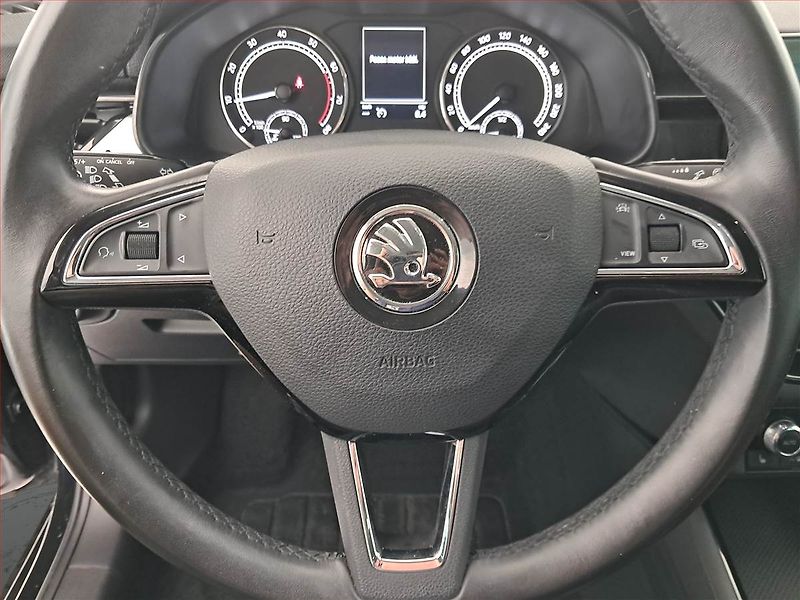 Škoda Scala (2020) Style Plus 1.5 TSI, Tempomat - fotka 17 z 17
