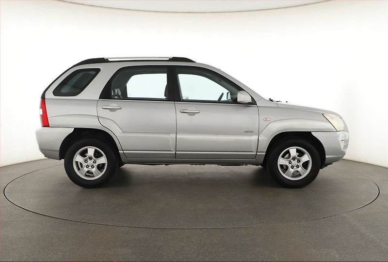 Kia Sportage (2005) 2.0 CRDi , 4X4, Automat - fotka 6 z 18
