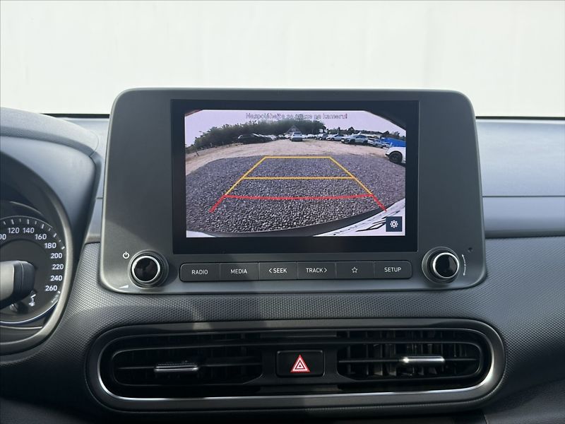 Hyundai Kona 1,6 T-GDI 145kW Smart DTC - fotka 15 z 23