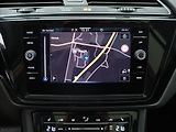 Volkswagen Touran 2,0 TDI DSG R-Line 1.Maj DPH - náhled 22