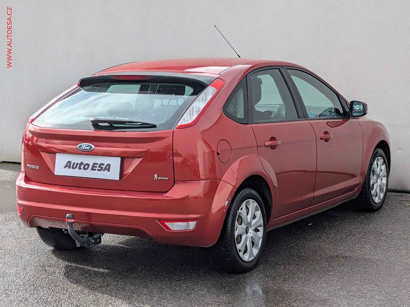 Ford Focus (2009) 1.6.i, 1.maj,ČR, AC, temp - fotka 4 z 16