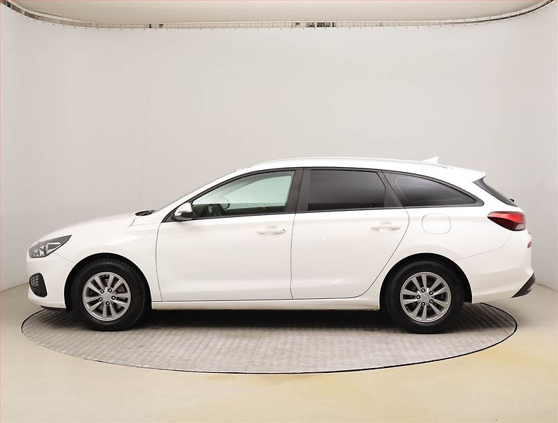 Hyundai i30 (2021) 1.6 CRDi, ČR,1.maj, Serv.kniha - fotka 3 z 22