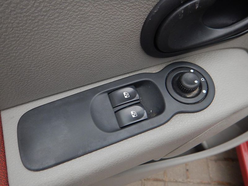 Renault Modus 1.2i, KLIMA - fotka 16 z 27