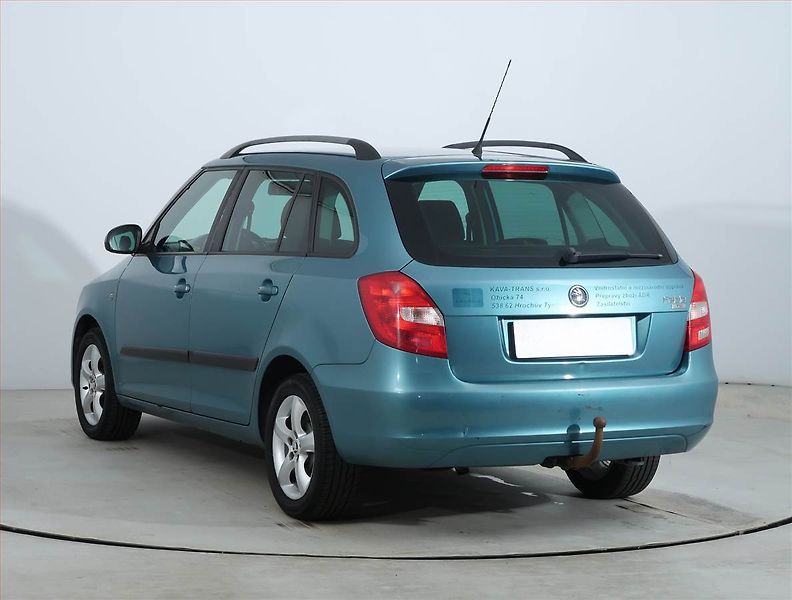 Škoda Fabia (2010) 1.2 TSI - fotka 4 z 16
