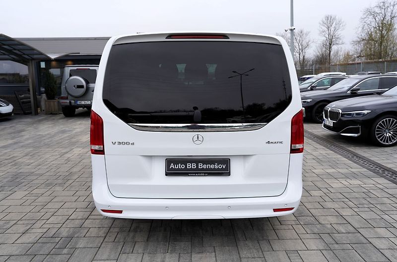 Mercedes-Benz Třídy V V 300d L 4Matic Exclusive AMG - fotka 5 z 45