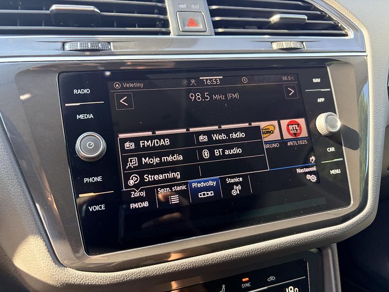 Volkswagen Tiguan 1.5TSI DSG MATRIX VIRTUAL - fotka 32 z 58