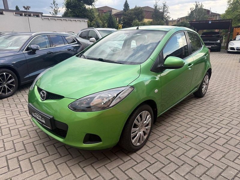 Mazda 2 (2008) 1.3 - fotka 1 z 12