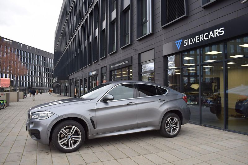 BMW X6 (2015) 40d Xdrive/Navi/větraná sed - fotka 2 z 35