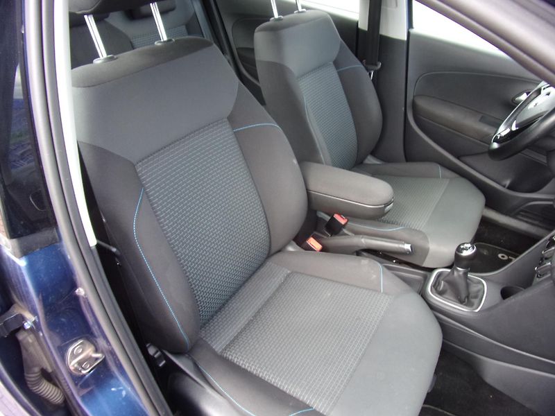 Volkswagen Polo (2017) 1,0TSI KLIMA TEMP VÝHŘEV - fotka 19 z 24