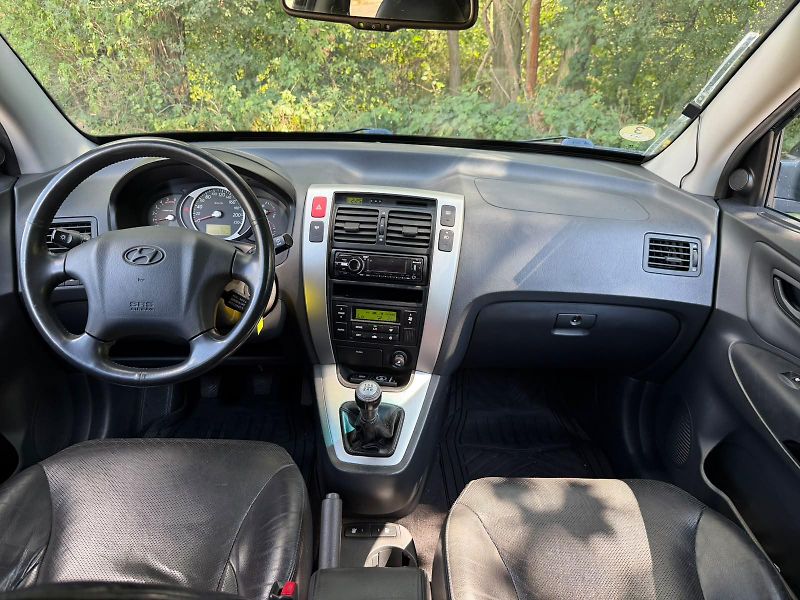 Hyundai Tucson (2005) 2.0CRDi,83kw 4x4 - fotka 5 z 23