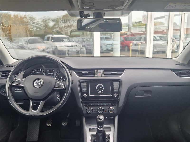 Škoda Octavia 2,0 TDI 110kW TAŽNÉ VÝHŘ. NOSI - fotka 19 z 41