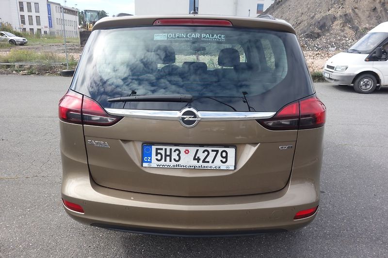 Opel Zafira 2,0DCi 96kW ČR ! 7 MÍST ! - fotka 11 z 38