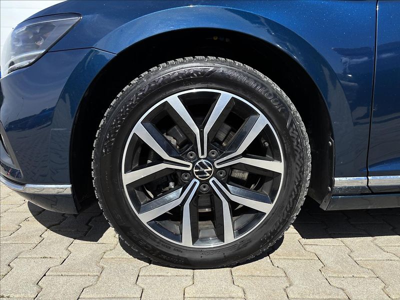 Volkswagen Passat 2,0 TDI 147kW 4MOT DSG - fotka 11 z 31