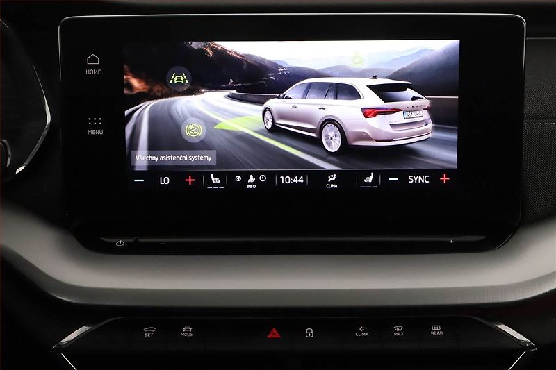 Škoda Octavia (2023) Style 1.5 TSI, ČR,1.maj - fotka 13 z 17