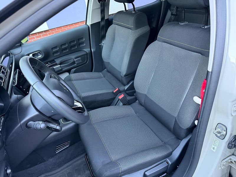 Citroën C3 1,2 PureTech automat /1.maj. / - fotka 10 z 22