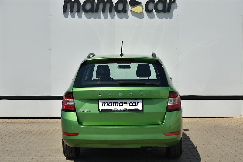 Škoda Fabia 1.0 TSI 81kW TAŽNÉ SERVIS. KN. - fotka 6 z 22