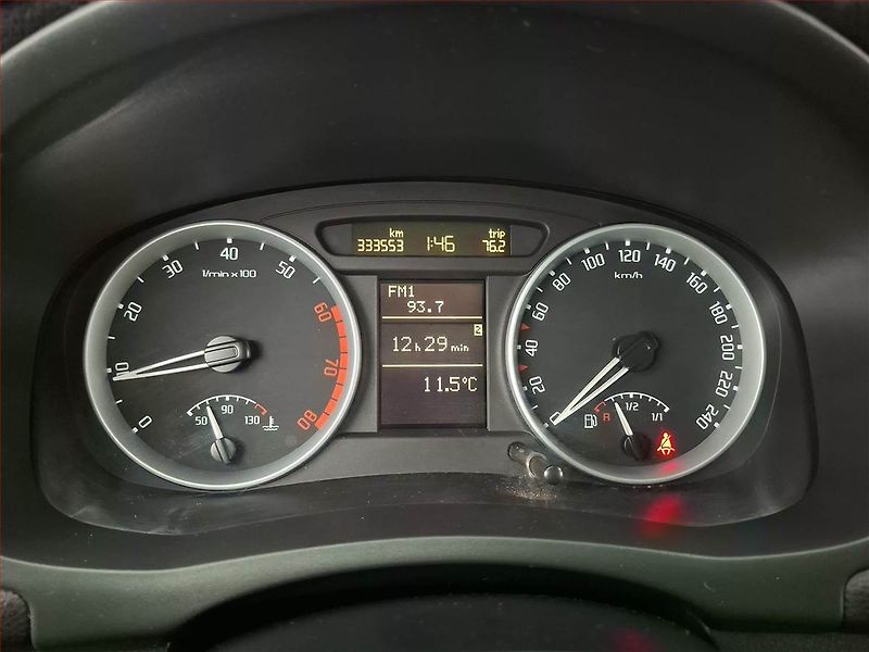 Škoda Fabia (2009) 1.2 12V, LPG, ČR,1.maj, po STK - fotka 11 z 14