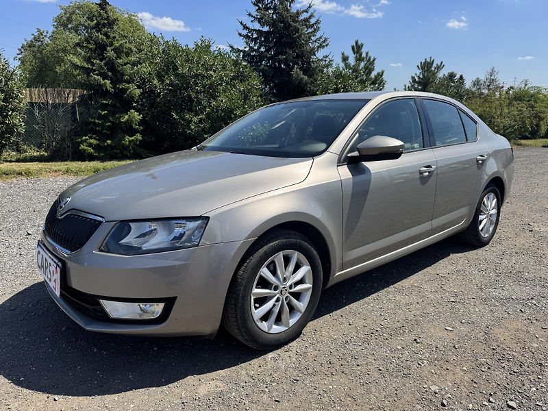 Škoda Octavia 1.6TDi,klima,nové v ČR - fotka 1 z 37