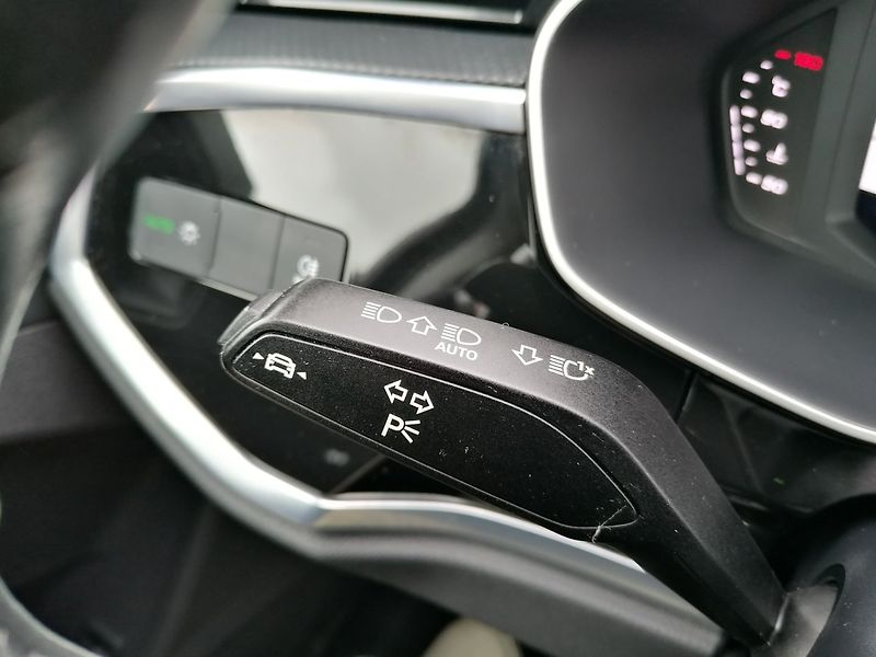Audi Q3 (2022) SPORTBACK 2.0 35TDi S-Tronic - fotka 16 z 34