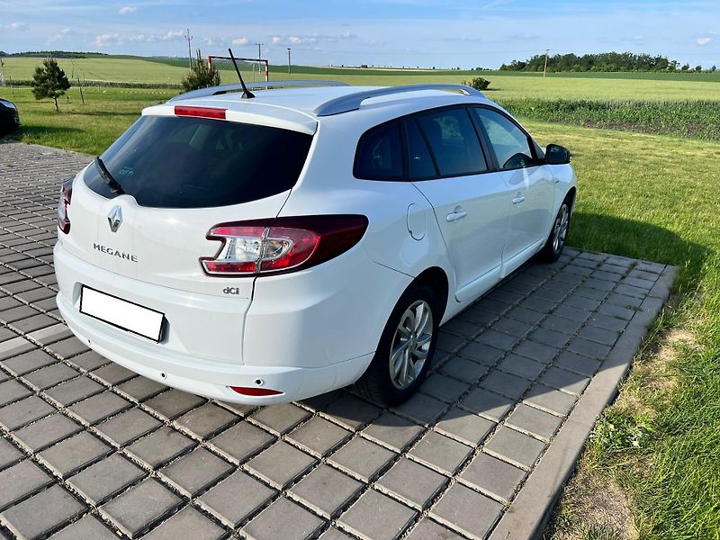 Renault Mégane (2016) Renault Megane combi - fotka 3 z 9