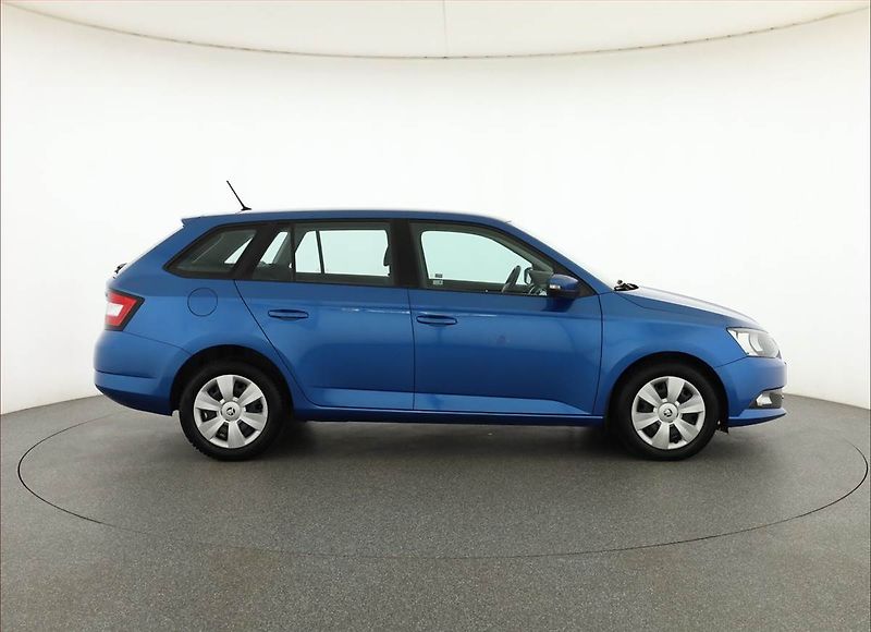 Škoda Fabia (2017) 1.0 TSI, Serv.kniha, Tempomat - fotka 6 z 16