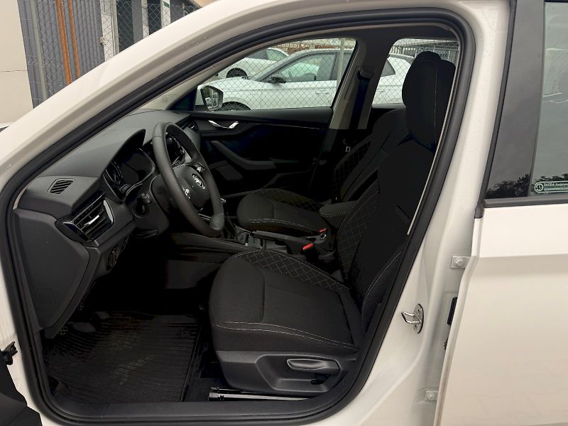 Škoda Kamiq (2023) 1.0 TSI 81 kW Ambition - fotka 9 z 22