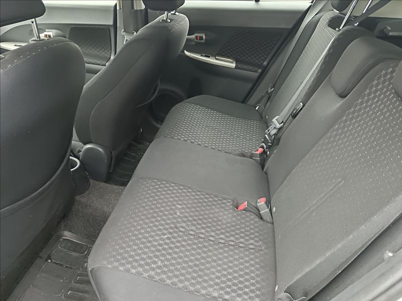 Toyota Urban Cruiser 1,4 D4D High AWD - fotka 20 z 25